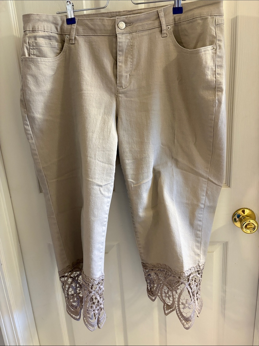 Cato Beige Cropped Jeans with Lace Hem